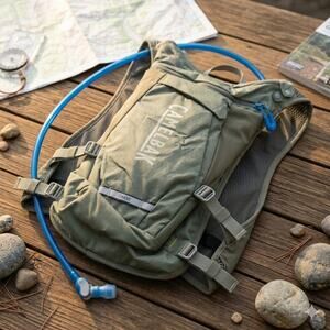 NEW CamelBak Chase Adventure 8 Hydration Vest - Dusty Olive (2L)